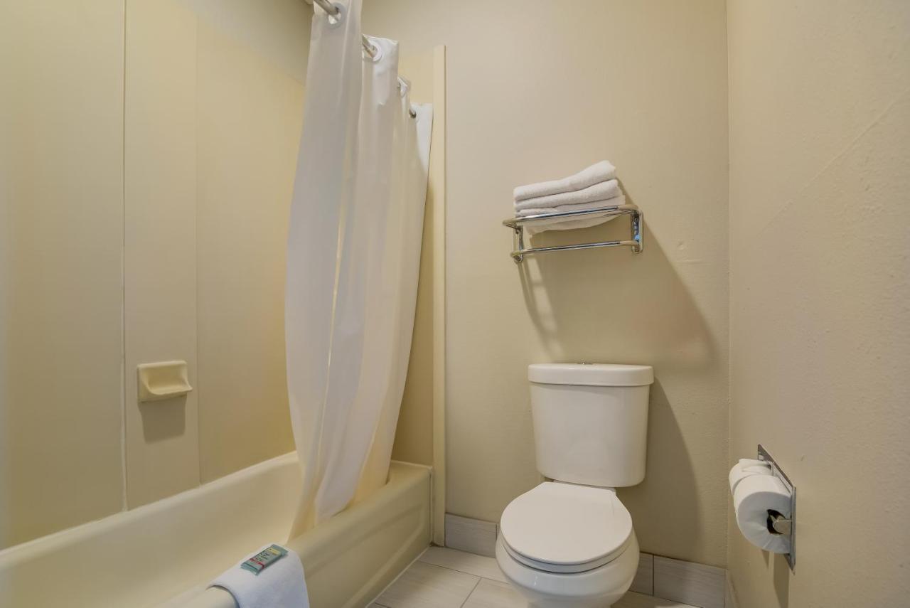 Hotel Surestay By Western 3*