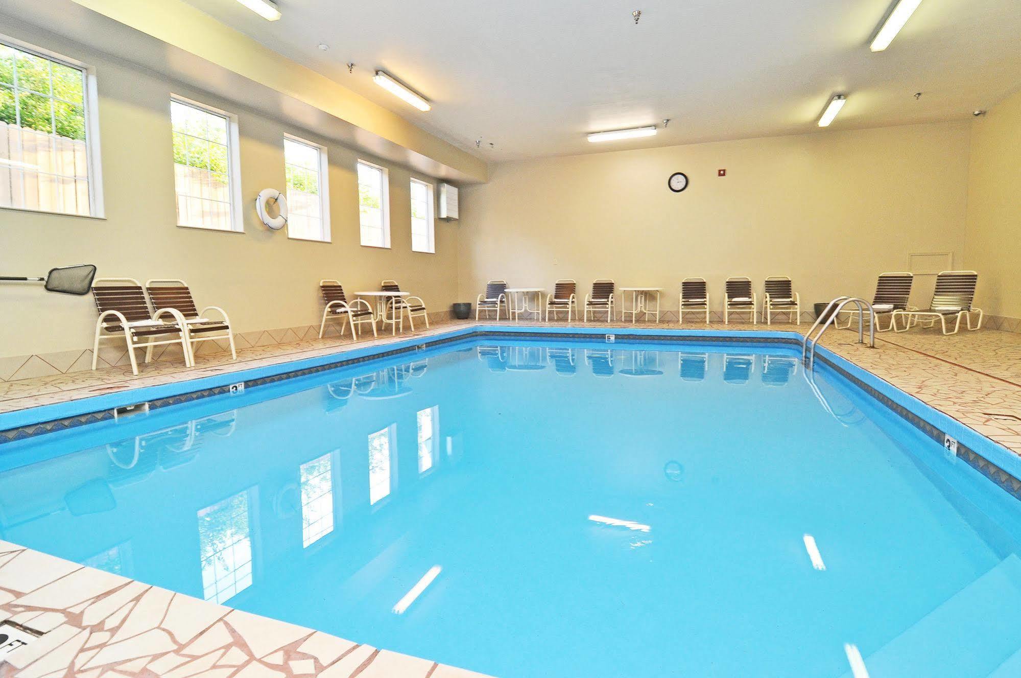 Western Inn&suites Hotel