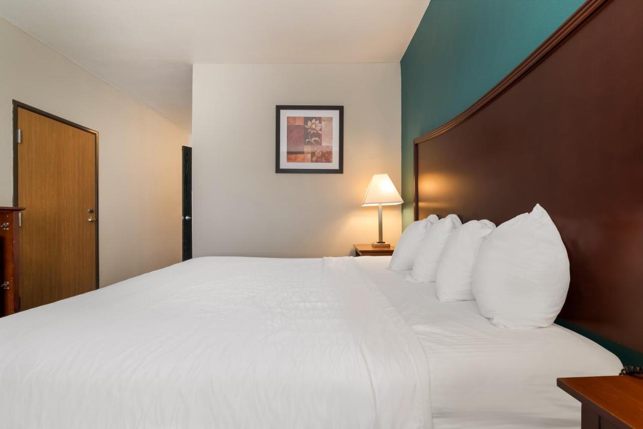 Hotel Western Inn&suites 3*